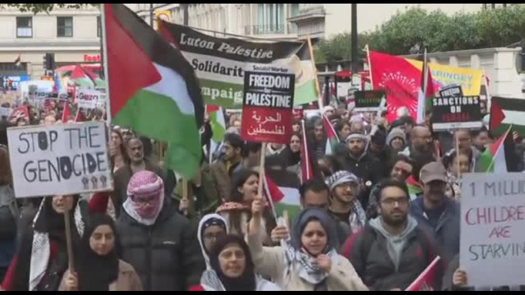 londra,-100mila-manifestanti-pro-palestina-in-piazza-per-dire-stop-alla-guerra